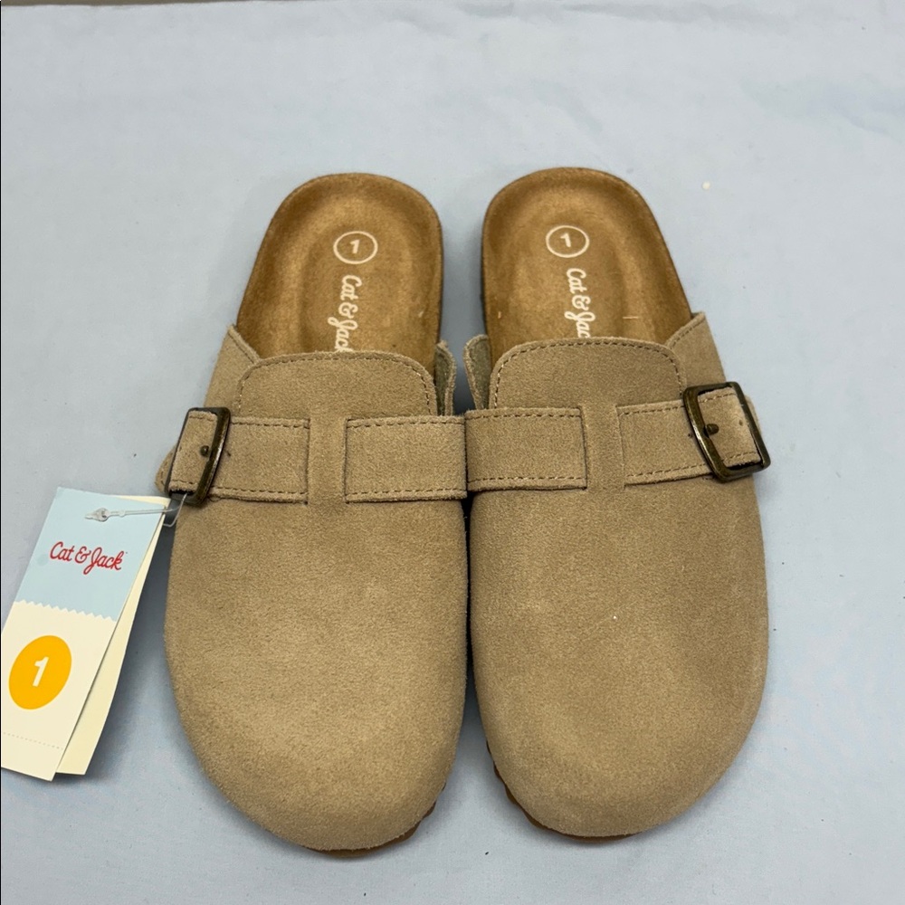 Cat & Jack Slip On Round Toe Contour Mule Comfort Faux Leather NEW Girls SZ 1